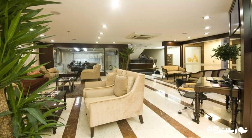 محوطه نشیمن لابی هتل